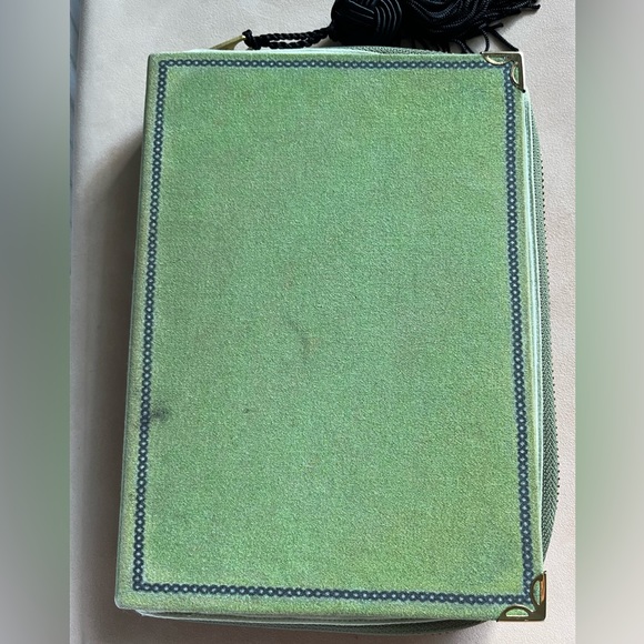 PS Besitos Book Clutch Lolita - Picture 9 of 10